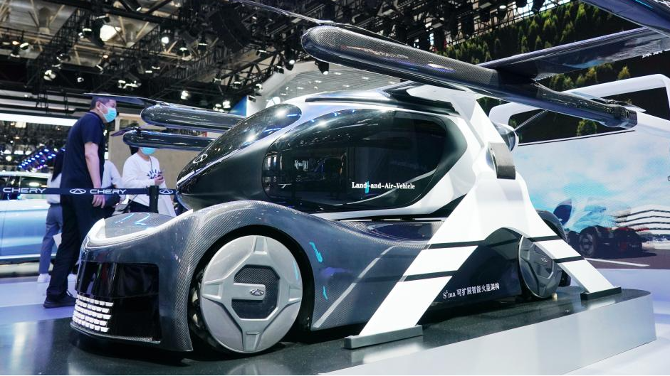 Cutting-edge technologies, novelties and affordability wow visitors at Beijing auto show