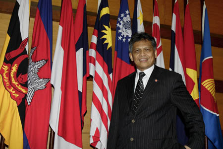 ASEAN's new Secretary-General assumes 