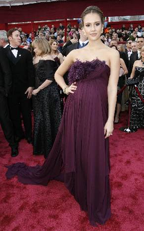 jessica alba on red carpet. Actress Jessica Alba poses on