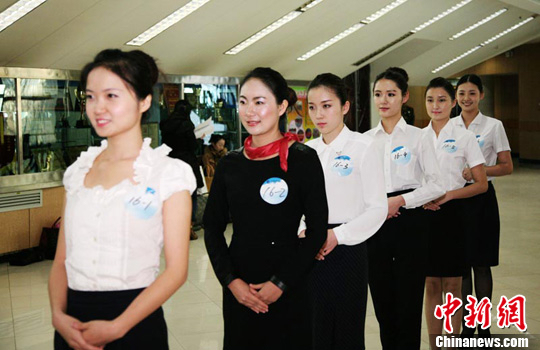 China Southern Airlines recruits flight attendants in Xinjiang (5)