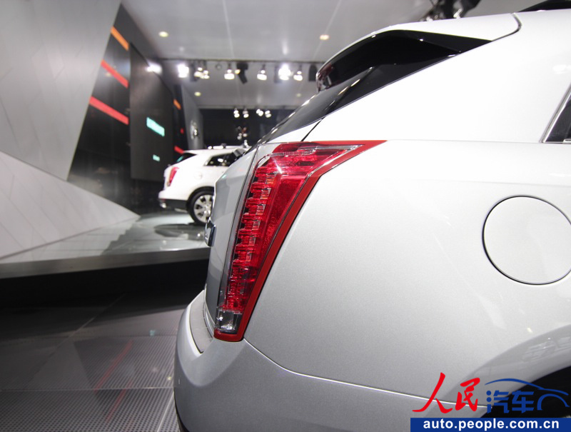 Cadillac SPX shines at Guangzhou Auto Exhibition (26)
