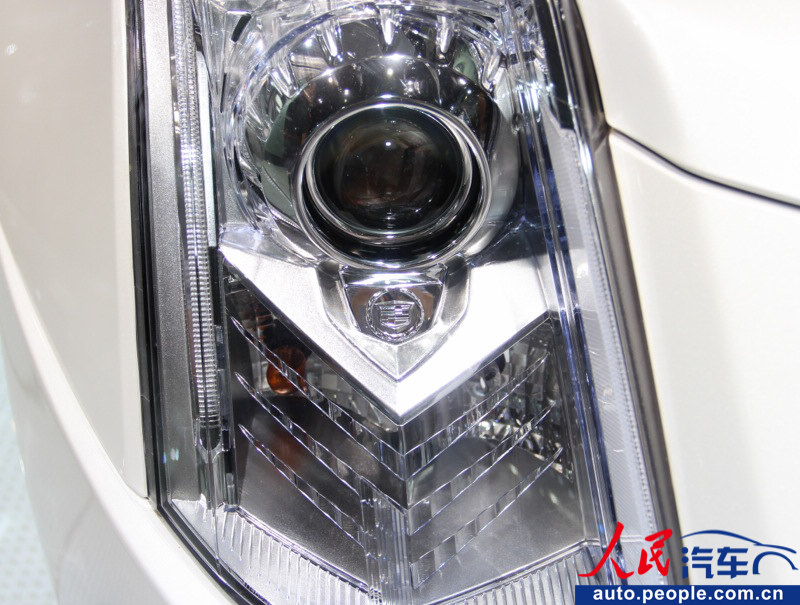 Cadillac SPX shines at Guangzhou Auto Exhibition (4)