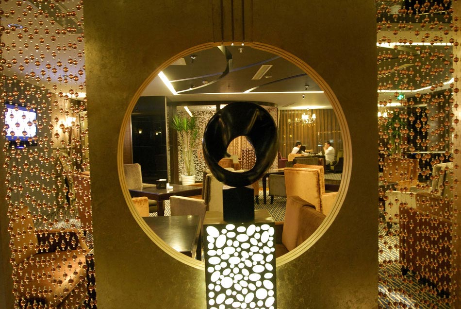 A photo taken in May 2009 presents a section of a luxury private club in Qingdao, Shandong province. (Photo/ Imagine China)