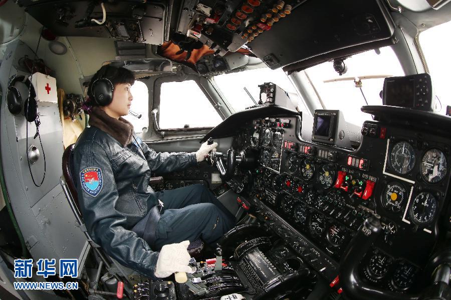 Chen is in the cockpit on March 7, 2013. Chen Jinhua is the only female captain in an air force division in Chengdu. She is also responsible for training male pilots. (Xinhua/Liu Yinghua)