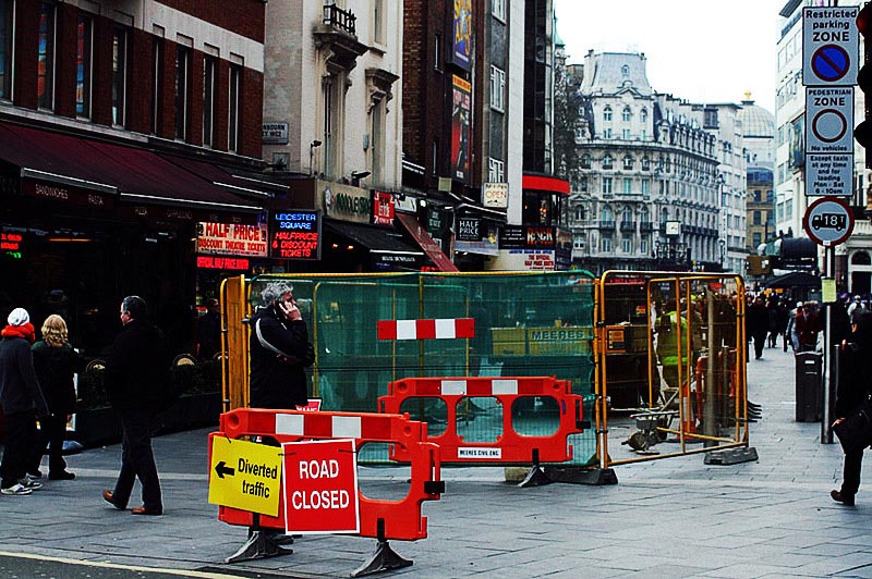 Leicester Square of London is under construction. (Photo/ People’s Daily Online)