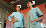 Beijing issues new hospital uniforms 