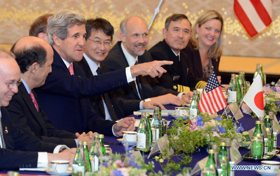 U.S. Secretary of State John Kerry (3rd L) gestures during his meeting with Japanese Foreign Minister Fumio Kishida at Japanese Foreign Ministry's Iikura Guesthouse in Tokyo, Japan, April 14, 2013. (Xinhua/Ma Ping)
