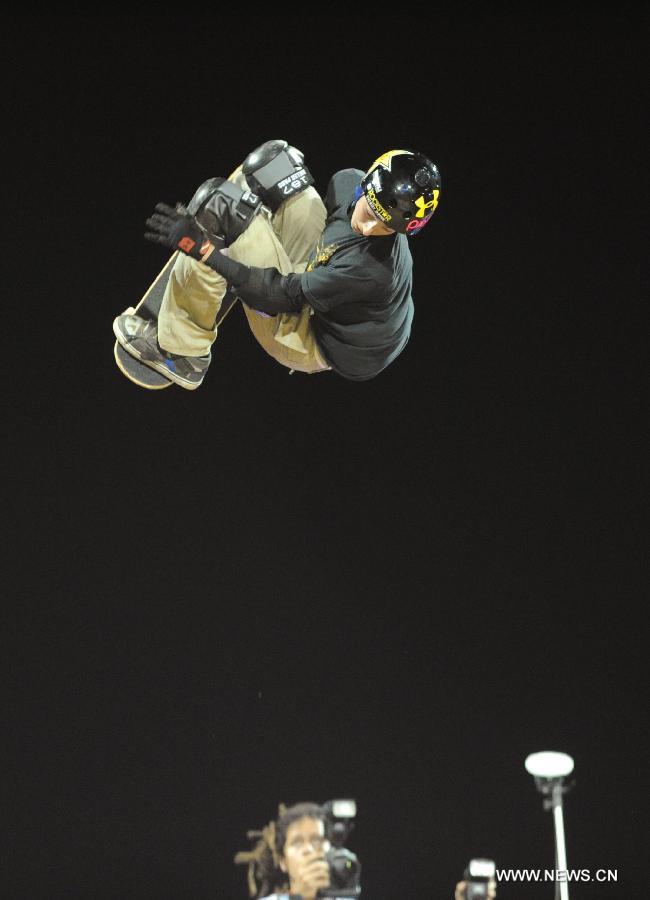 Mitchie Brusco of the United States hops during Skateboard Big Air finals in Foz do Iguacu, Brazil, March, 18, 2013. The XGames opened here Thursday and will last till Sunday. (Xinhua/Weng Xinyang)