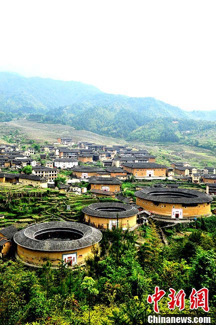 Photo shows the Yongding Tulou cluster in Longyan, Fujian Province. The "tulou," or earthen building, is a type of Chinese rural dwellings of the Hakka is in the mountainous areas in southeastern Fujian. They were mostly built between the 12th and the 20th centuries. (CNS/Wang Dongming)