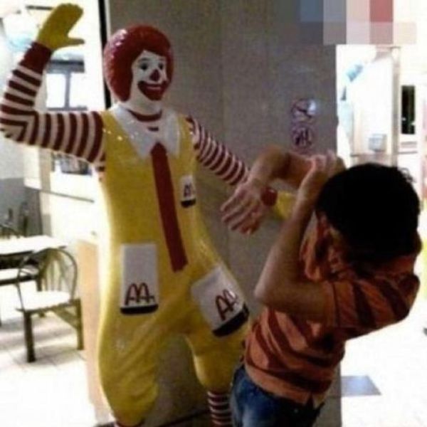 Weird people in McDonald  (12)