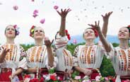 'Rose Queens' seen at Rose Festival in Kazanlak