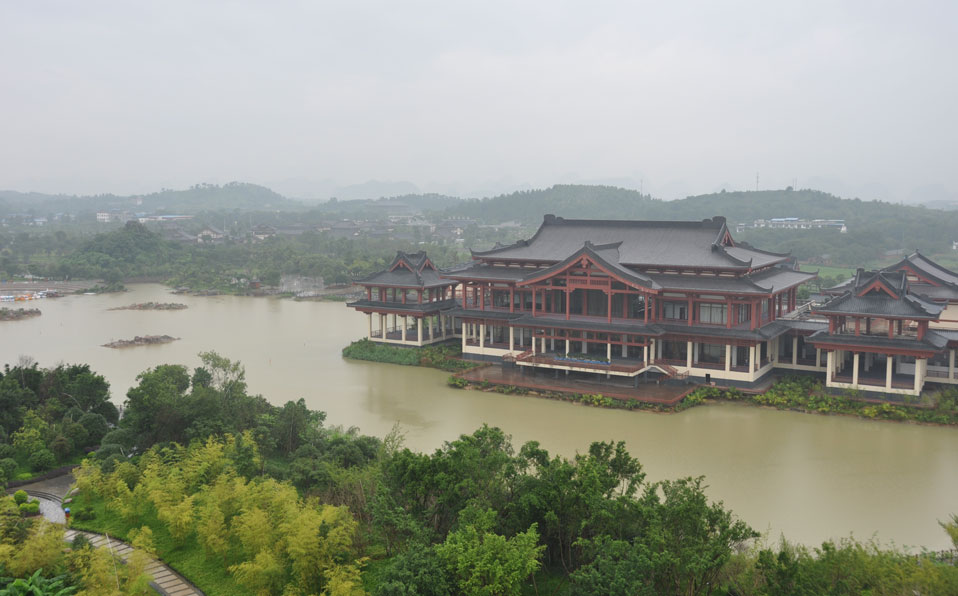 Touring Guangxi at Garden Expo Park in Guilin