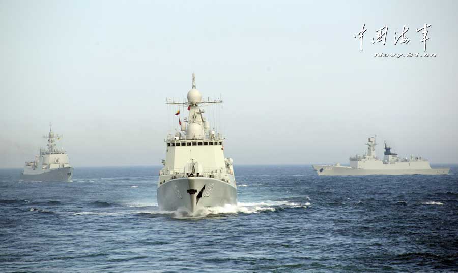 The Chinese naval taskforce to participate in the China-Russia "Joint Sea-2013" joint naval drills conducts confrontation training in complex electromagnetic environment in a sea area of the Sea of Japan on July 3, 2013. (China Military Online/Qian Xiaohu, Sun Yang) 