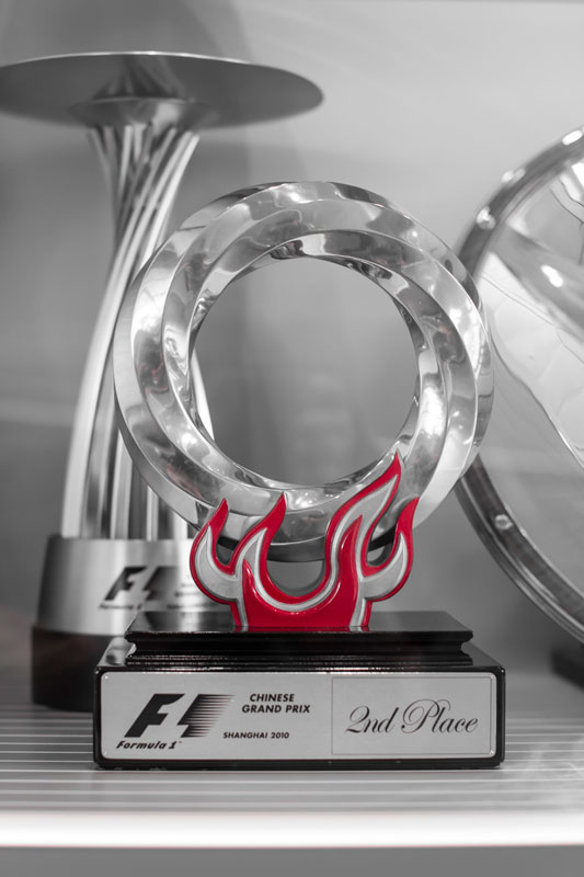 The runner-up trophy which the McLaren Formula 1 team received at the 2010 China Shanghai Grand Prix. [Photo: CRIENGLISH.com/McLaren]