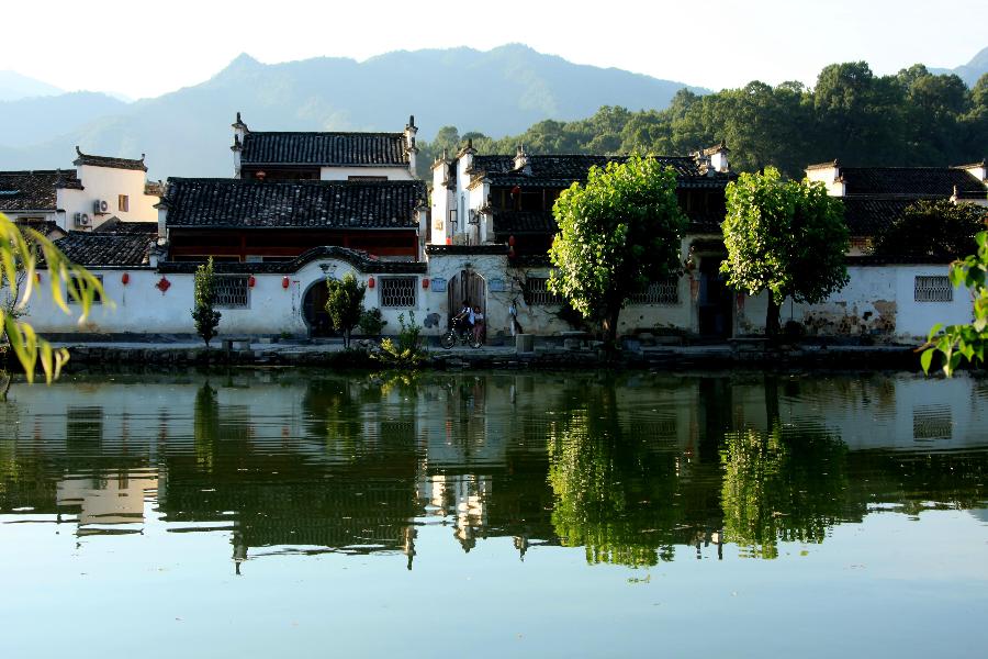 Picturesque scenery of China's Hongcun Village