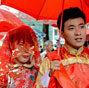 100 couples of migrant workers attend group wedding ceremony in Fuzhou