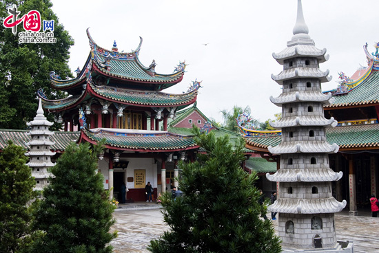 Top 10 temples for Spring Festival prayers