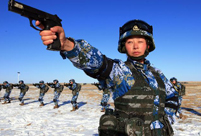 Female marines receive tactical training in NW China